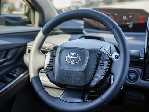 New 2026 Toyota bZ FWD image 18