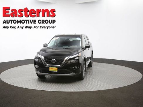 Used 2022 Nissan Rogue S image 50