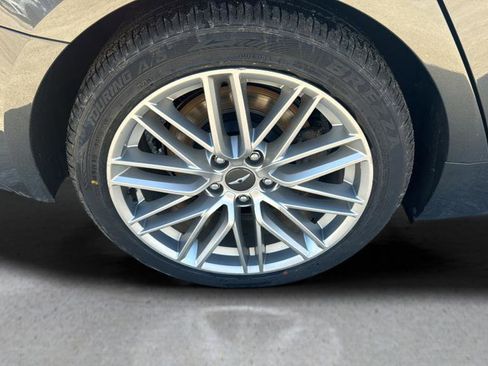 Used 2020 Genesis G70 2.0T AWD/4WD image 29