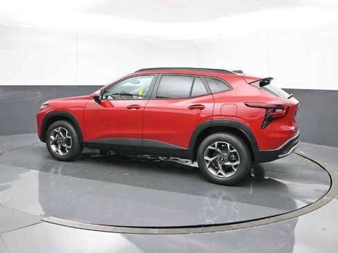 New 2026 Chevrolet Trax LT w/ Driver Confidence Package image 3