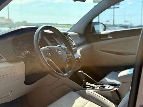 Used 2017 Hyundai Tucson SE FWD image 19