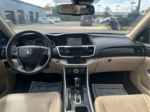 Used 2015 Honda Accord EX-L image 24