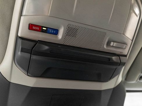 Used 2024 Subaru Ascent Premium w/ Convenience Package image 25