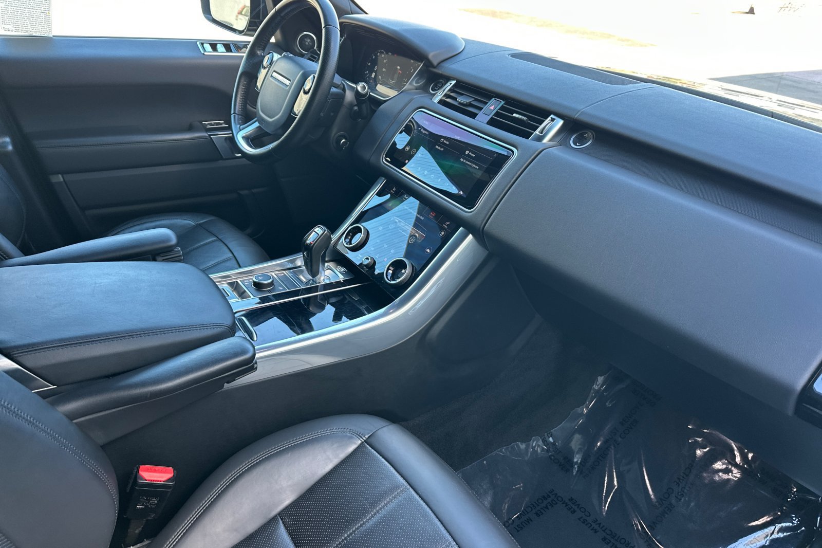 Used 2018 Land Rover Range Rover Sport HSE AWD/4WD image 18