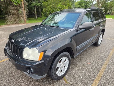 Used 2006 Jeep Grand Cherokee Laredo RWD image 3