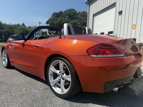 Used 2014 BMW Z4 sDrive28i RWD image 15