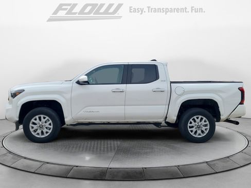 Used 2024 Toyota Tacoma SR5 image 5