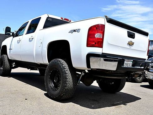 Used 2009 Chevrolet Silverado 2500 LTZ AWD/4WD image 5