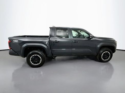 Used 2024 Toyota Tacoma TRD Off-Road w/ TRD Off Road Upgrade Package AWD/4WD image 8
