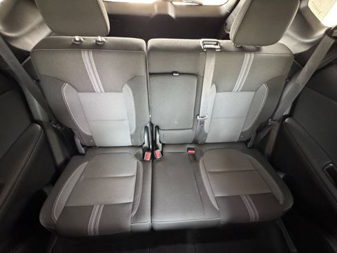 Used 2025 Chevrolet Blazer LT FWD image 40