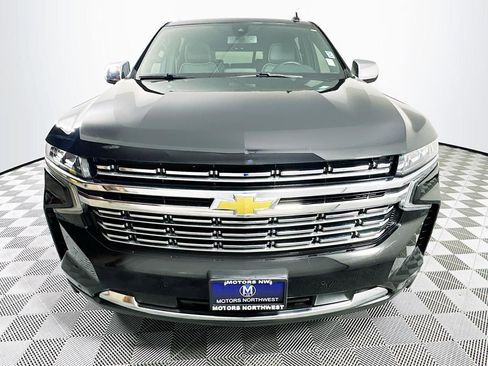 Used 2021 Chevrolet Suburban Premier image 2