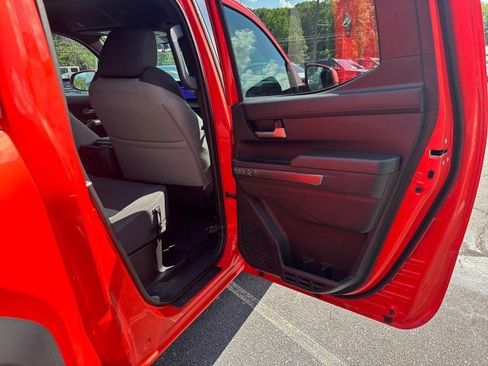 Used 2024 Toyota Tacoma TRD Off-Road AWD/4WD image 35