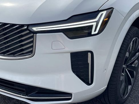 New 2026 Volvo XC90 B6 Plus w/ Protection Package Premier image 8