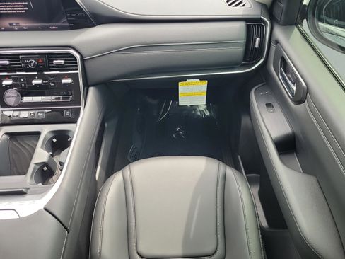 New 2026 Nissan Armada SV image 16