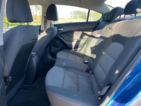 Used 2014 Kia Forte LX w/ Popular Package image 11
