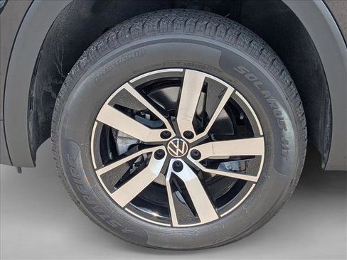 Used 2022 Volkswagen Atlas SE image 10