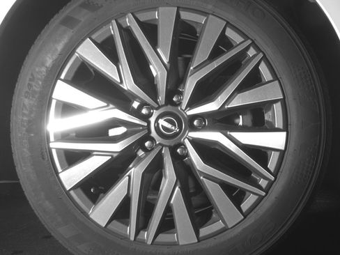 Used 2025 Nissan Altima 2.5 SV image 13