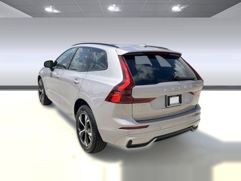 Certified 2026 Volvo XC60 B5 Core image 3