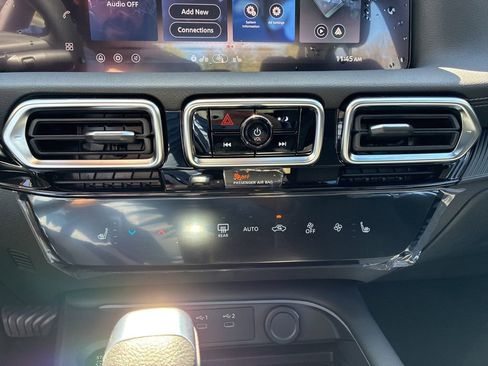 New 2026 Nissan Sentra SV w/ SV Convenience Package FWD image 15