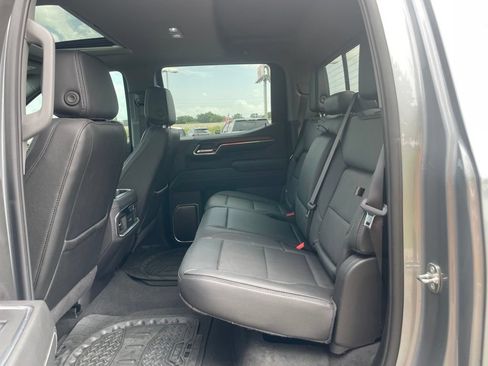Used 2024 GMC Sierra 1500 Denali w/ Technology Package AWD/4WD image 13
