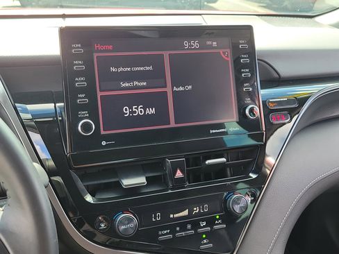 Certified 2021 Toyota Camry XSE FWD image 29