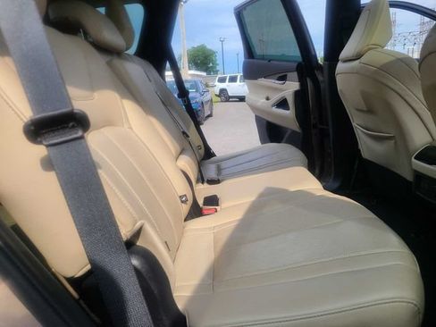 Used 2023 INFINITI QX60 Luxe w/ Performance Audio Package AWD/4WD image 25