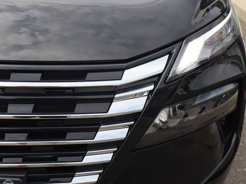 Certified 2025 Nissan Rogue SV AWD/4WD image 12