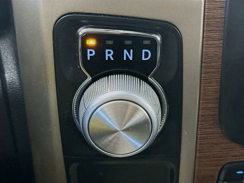 Used 2014 RAM 1500 Laramie image 13