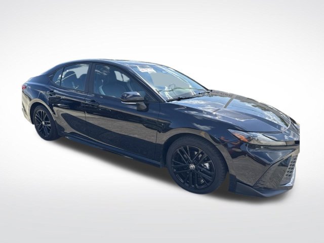 Used 2025 Toyota Camry SE FWD image 28