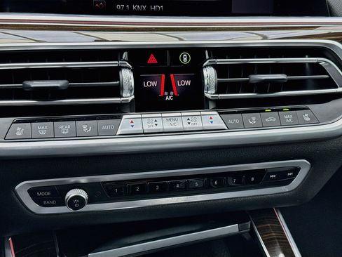 Used 2021 BMW X5 M50i w/ Premium Package AWD/4WD image 12