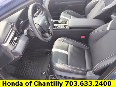 Used 2026 Toyota Camry SE FWD image 24