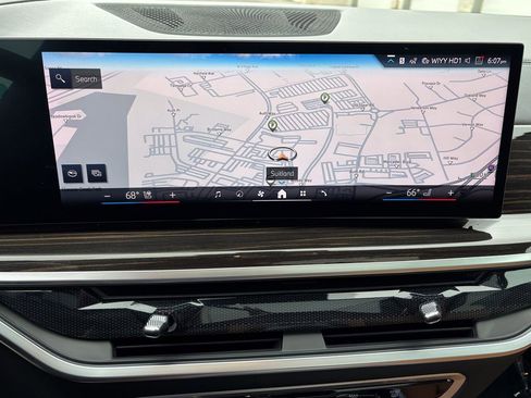 Used 2024 BMW X5 xDrive40i w/ Premium Package AWD/4WD image 22