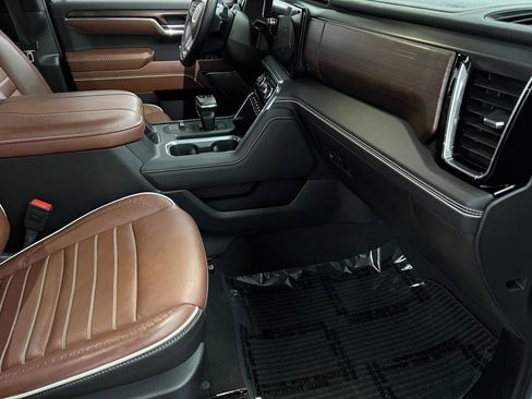 Used 2024 GMC Sierra 1500 Denali Ultimate image 22