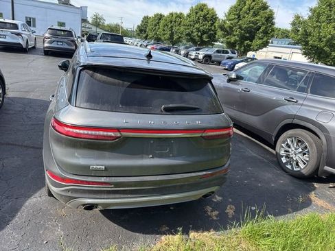 Used 2021 Lincoln Corsair AWD w/ Premium Package image 5