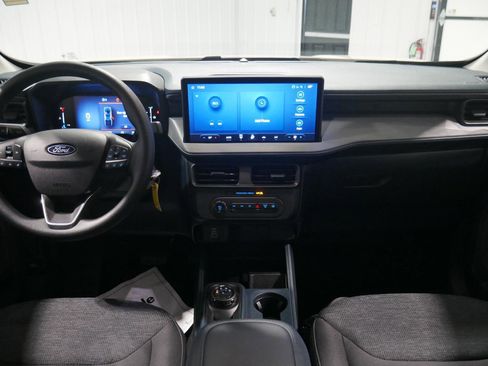 Used 2025 Ford Maverick XL w/ Equipment Group 102A image 20