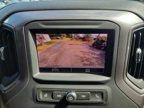 Used 2024 Chevrolet Silverado 1500 Custom AWD/4WD image 31