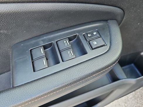 Used 2022 Honda Pilot TrailSport image 33