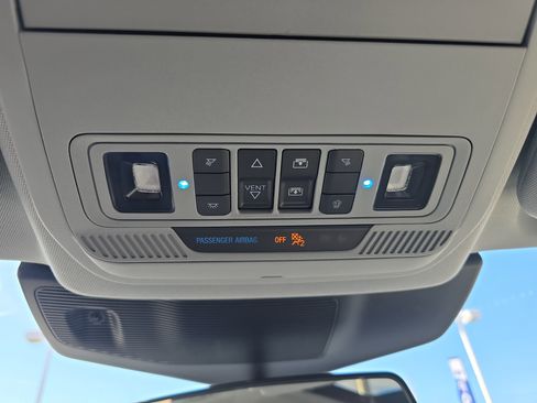 Used 2021 Ford Explorer XLT w/ Equipment Group 202A image 36