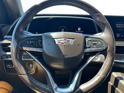Used 2021 Cadillac Escalade Premium Luxury w/ LPO, Illumination Package AWD/4WD image 21