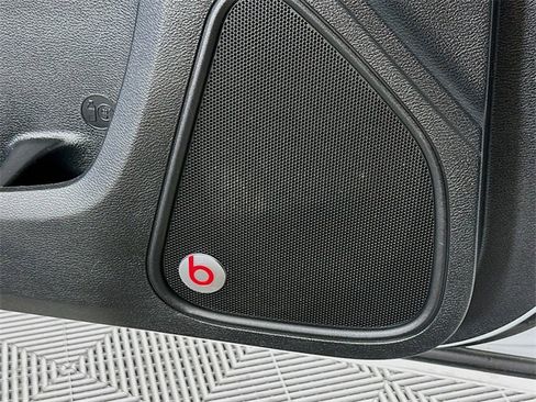 Used 2018 Chrysler 300 S w/ 300S Premium Group image 19