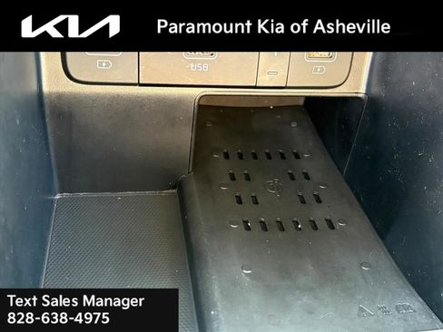 Certified 2023 Kia Sorento S w/ Panoramic Sunroof Package image 25