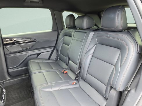 Used 2024 Lincoln Nautilus Premier w/ Jet Appearance Package AWD/4WD image 20