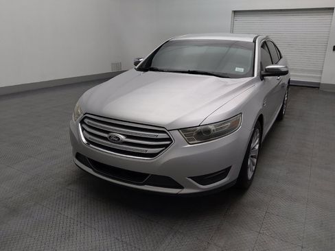Used 2014 Ford Taurus Limited image 15