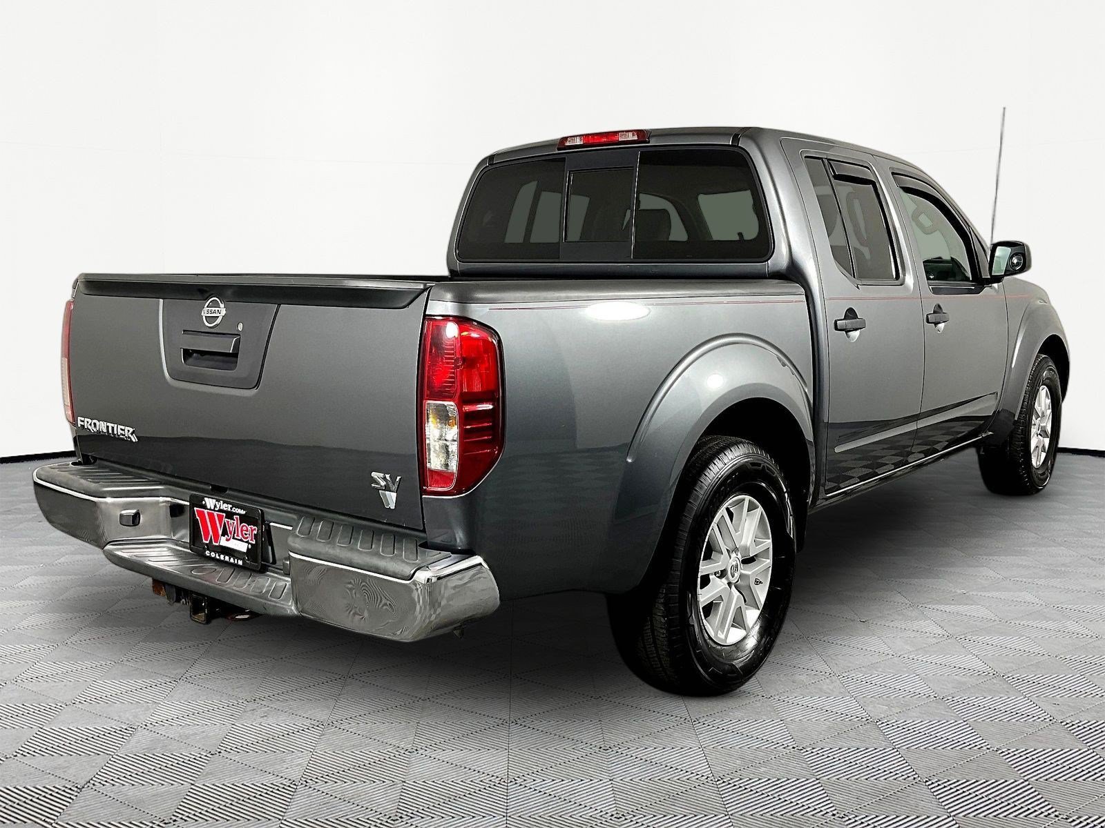 Used 2019 Nissan Frontier SV RWD image 6