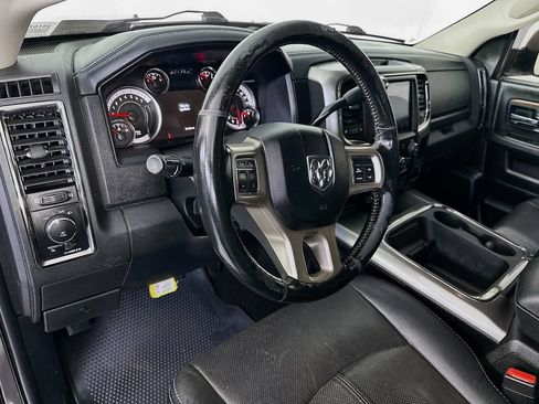Used 2018 RAM 2500 Laramie w/ Sport Appearance Group AWD/4WD image 30