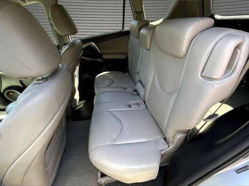 Used 2011 Toyota RAV4 Limited w/ Limited Extra Value Pkg image 21