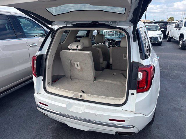 Used 2020 GMC Acadia Denali w/ Technology Package FWD image 7
