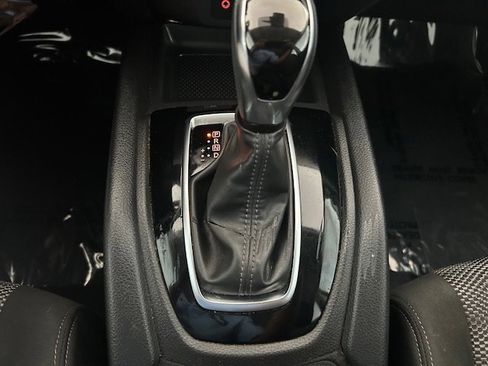 Used 2021 Nissan Rogue Sport SV FWD image 19