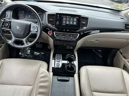 Used 2019 Honda Pilot Touring image 14