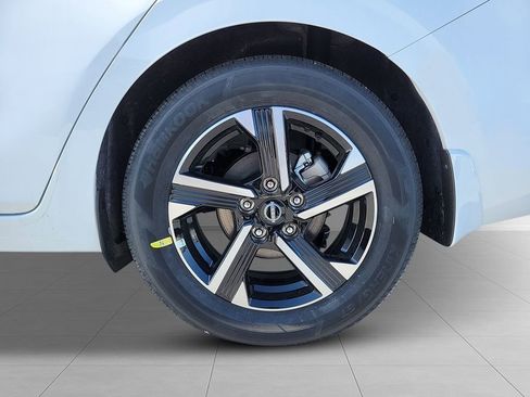 New 2025 Nissan Sentra SV w/ All-Weather Package image 13